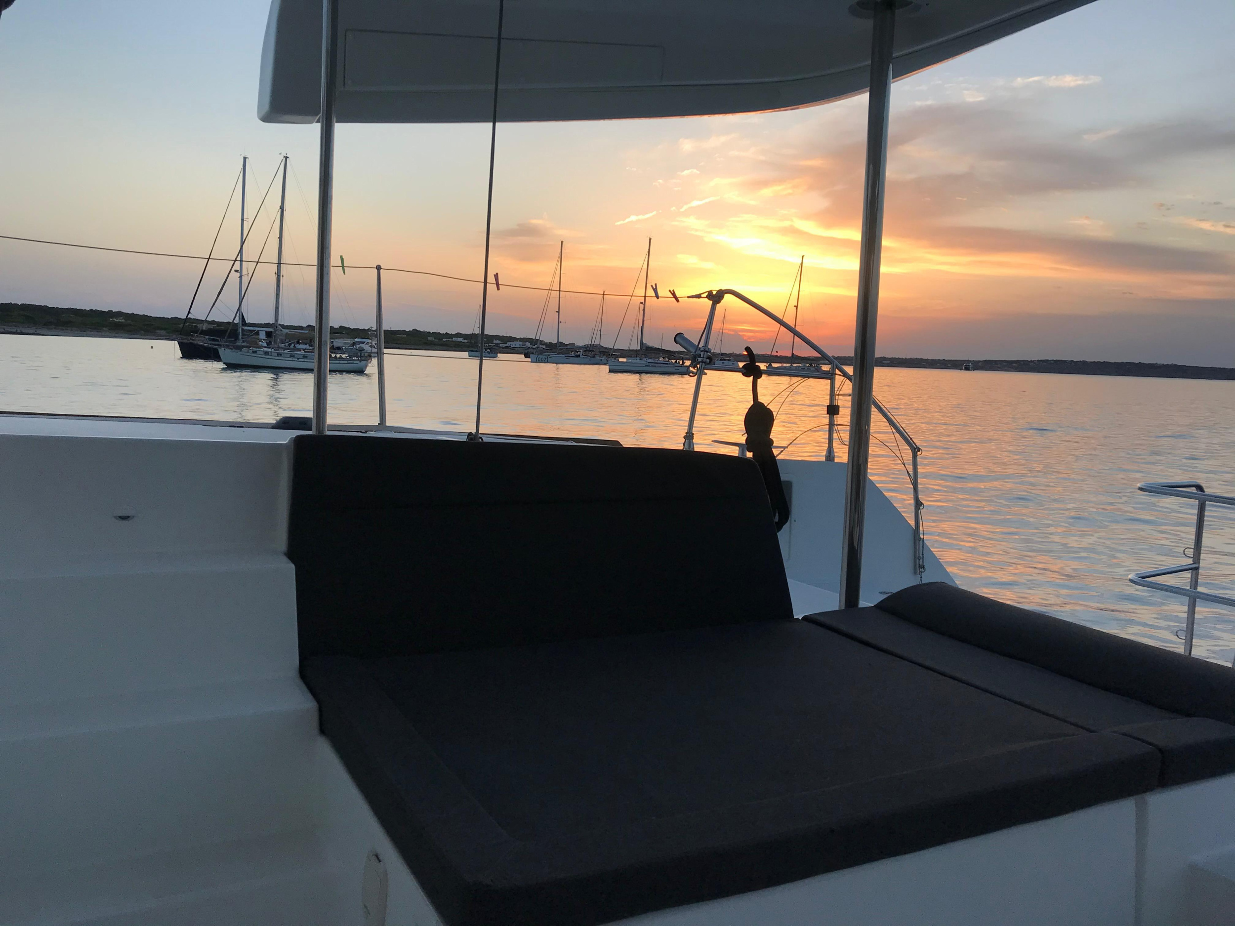 Lagoon 450 Flybridge — photo 10
