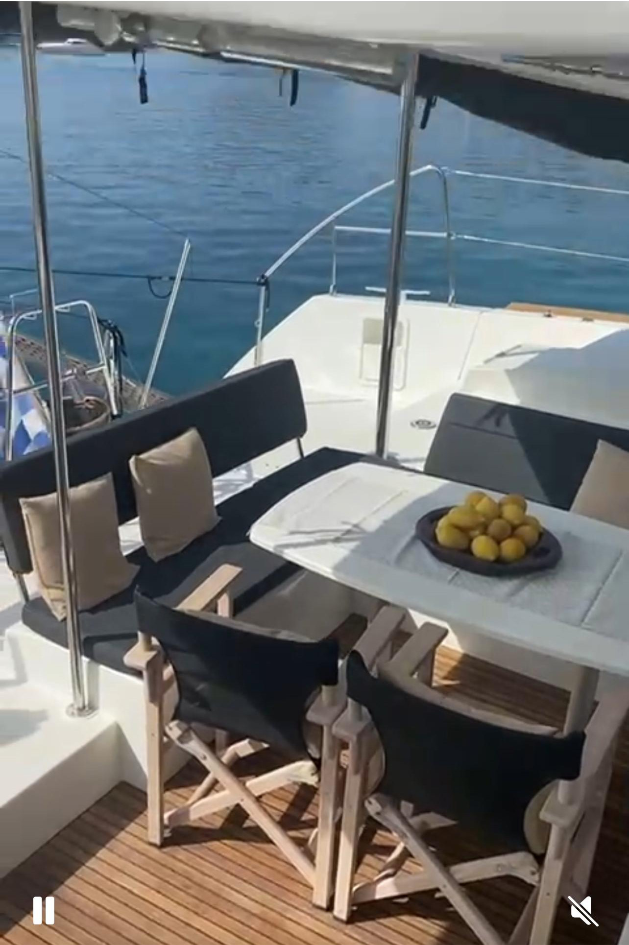 Lagoon 450 Flybridge — photo 13