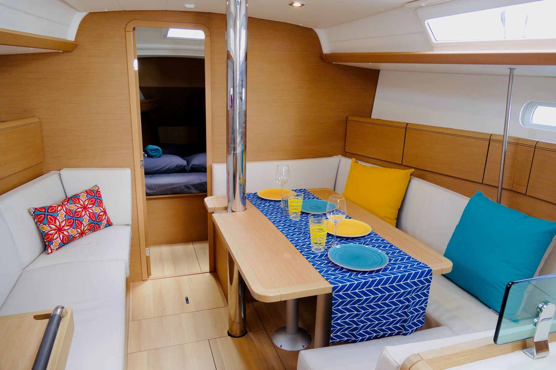 Sun Odyssey 389 — photo 5