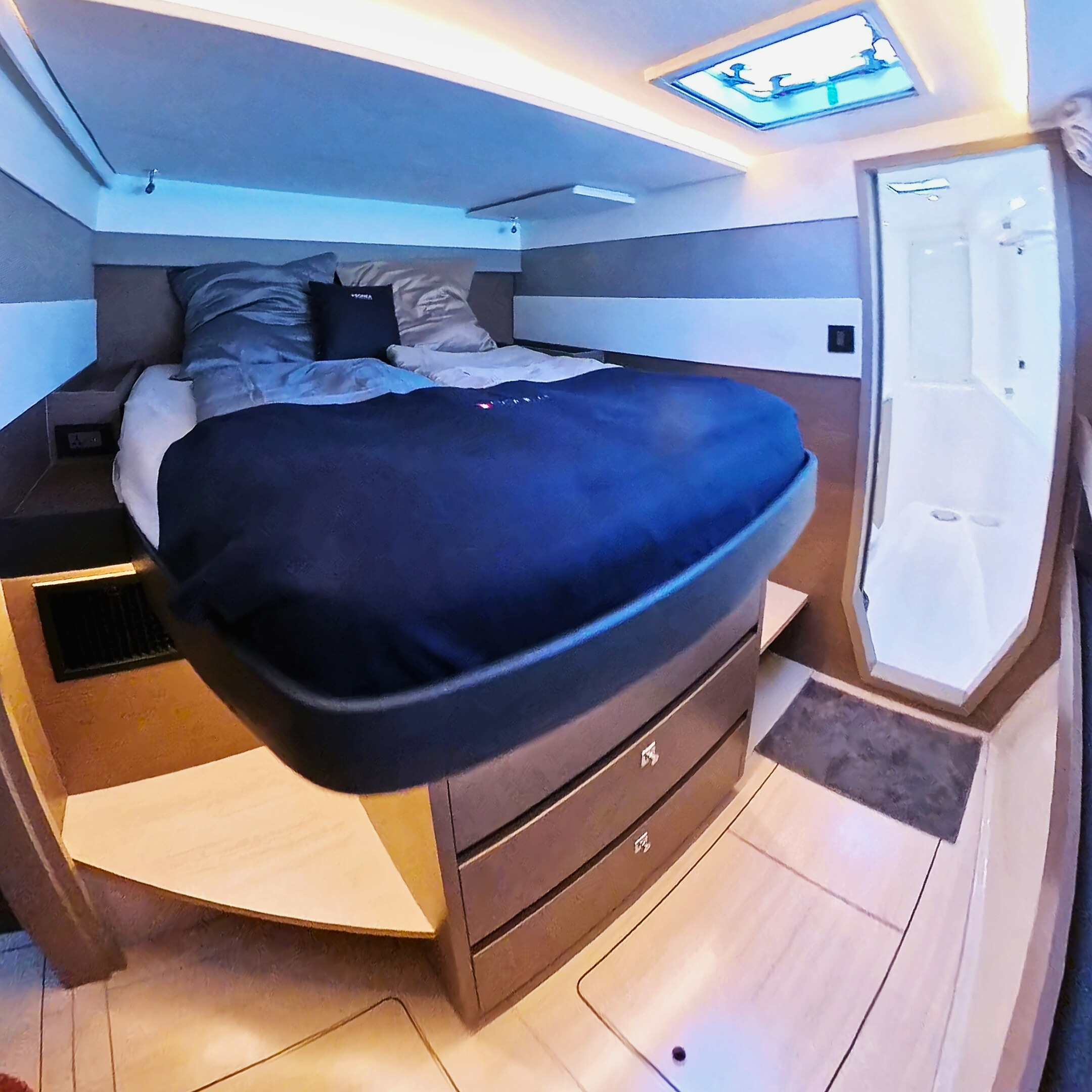 Leopard 50 — photo 12
