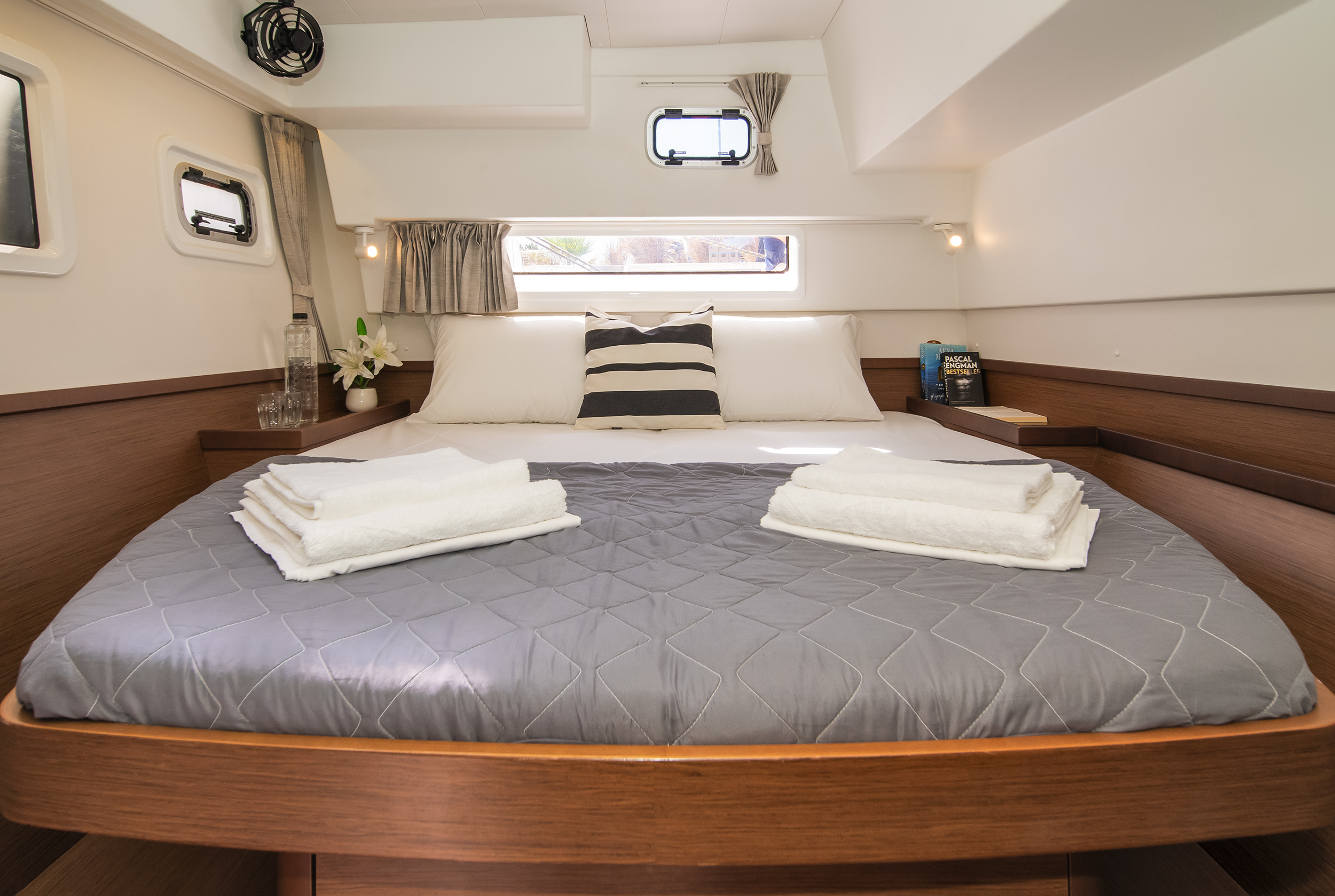 Lagoon 42 & GEN — photo 12