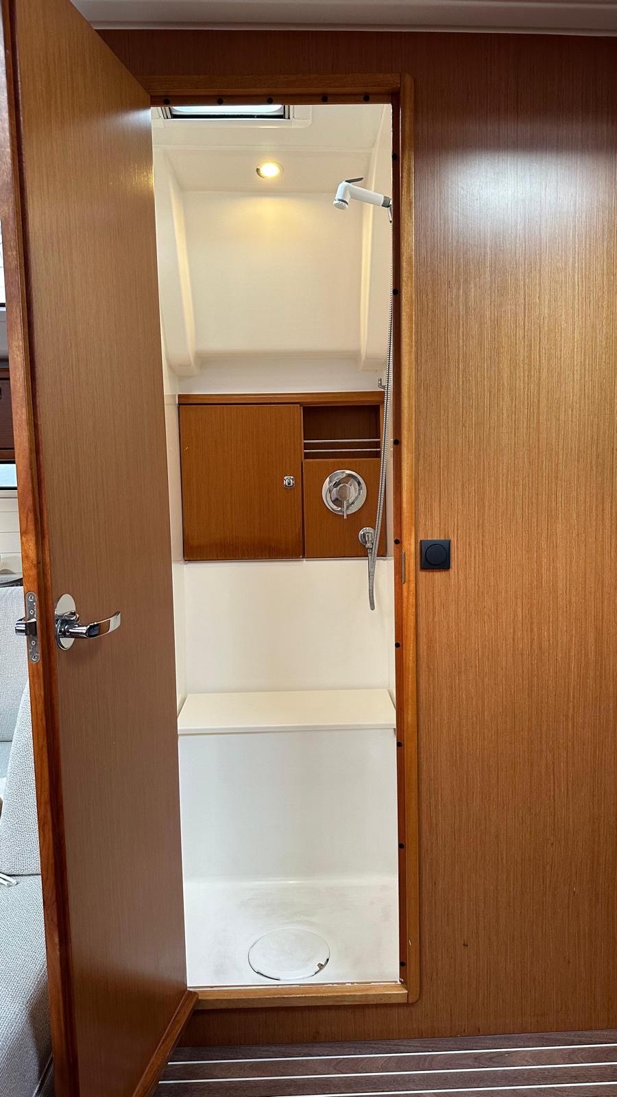 Bavaria Cruiser 51 — photo 12