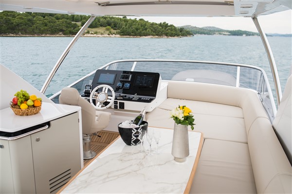 Photo #13 - Azimut 55 Fly (MAWI) in Sibenik - 9327