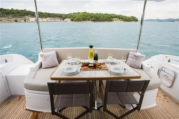 Azimut 55 Fly (MAWI)  - 38