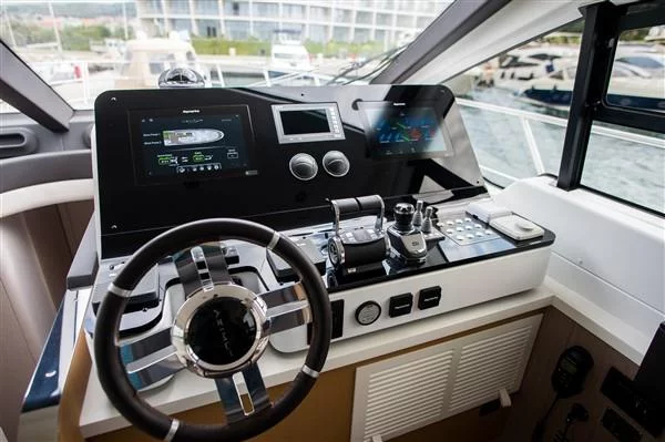 Azimut 55 Fly (MAWI)  - 18