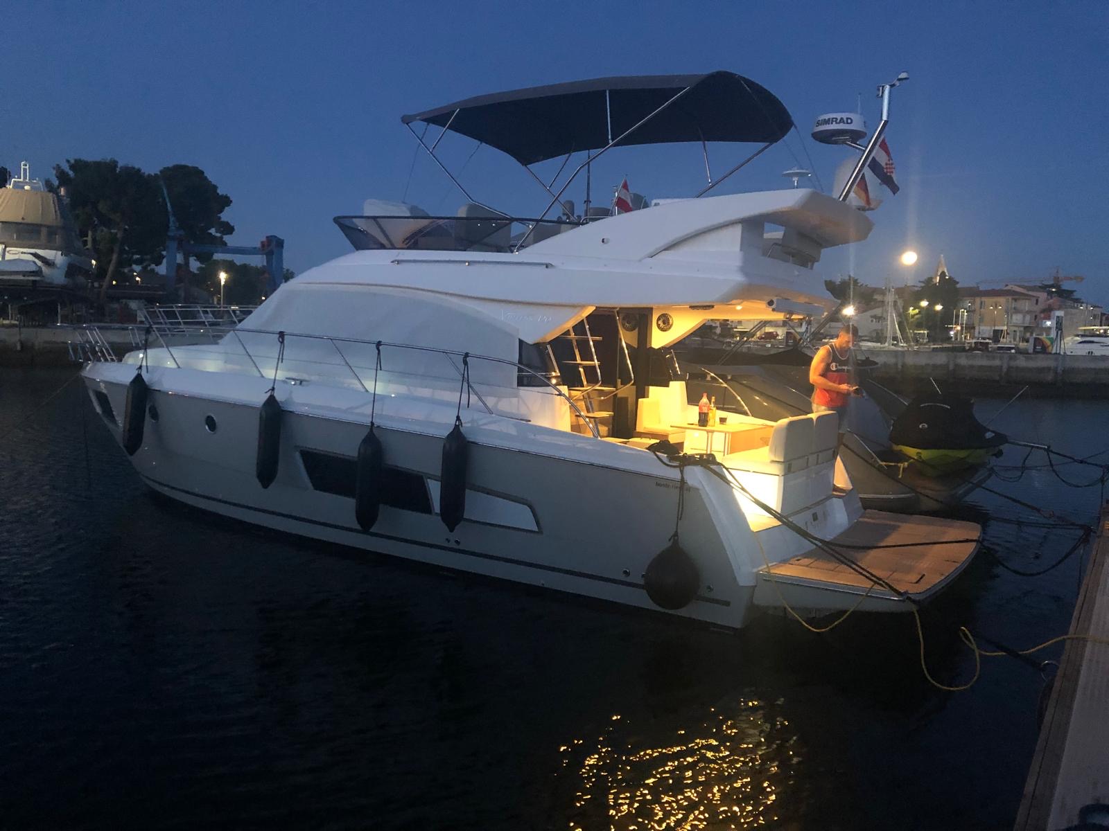 Bavaria Virtess 420 Fly — photo 15