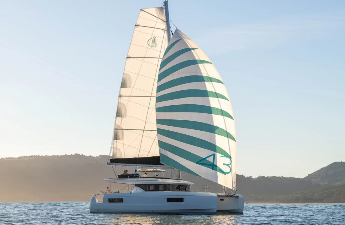 Lagoon 43 (REA)  - 13