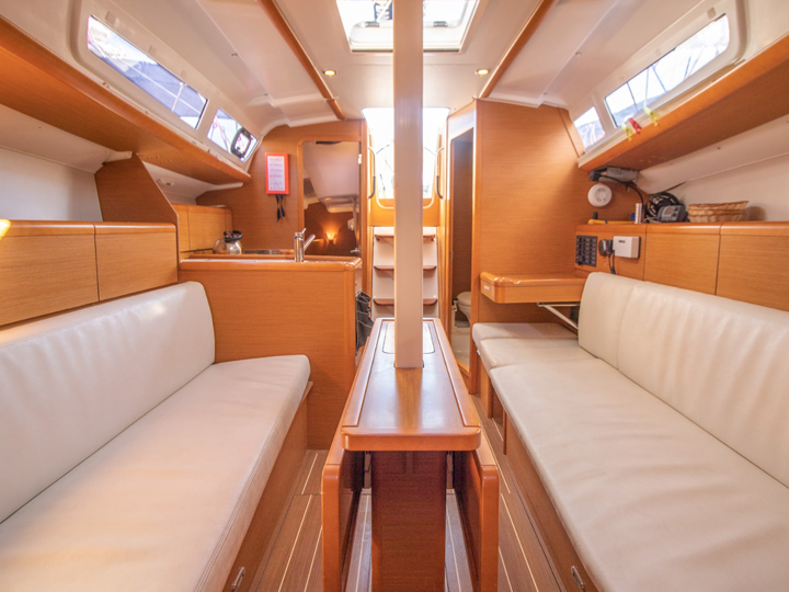 Sun Odyssey 33i — photo 4