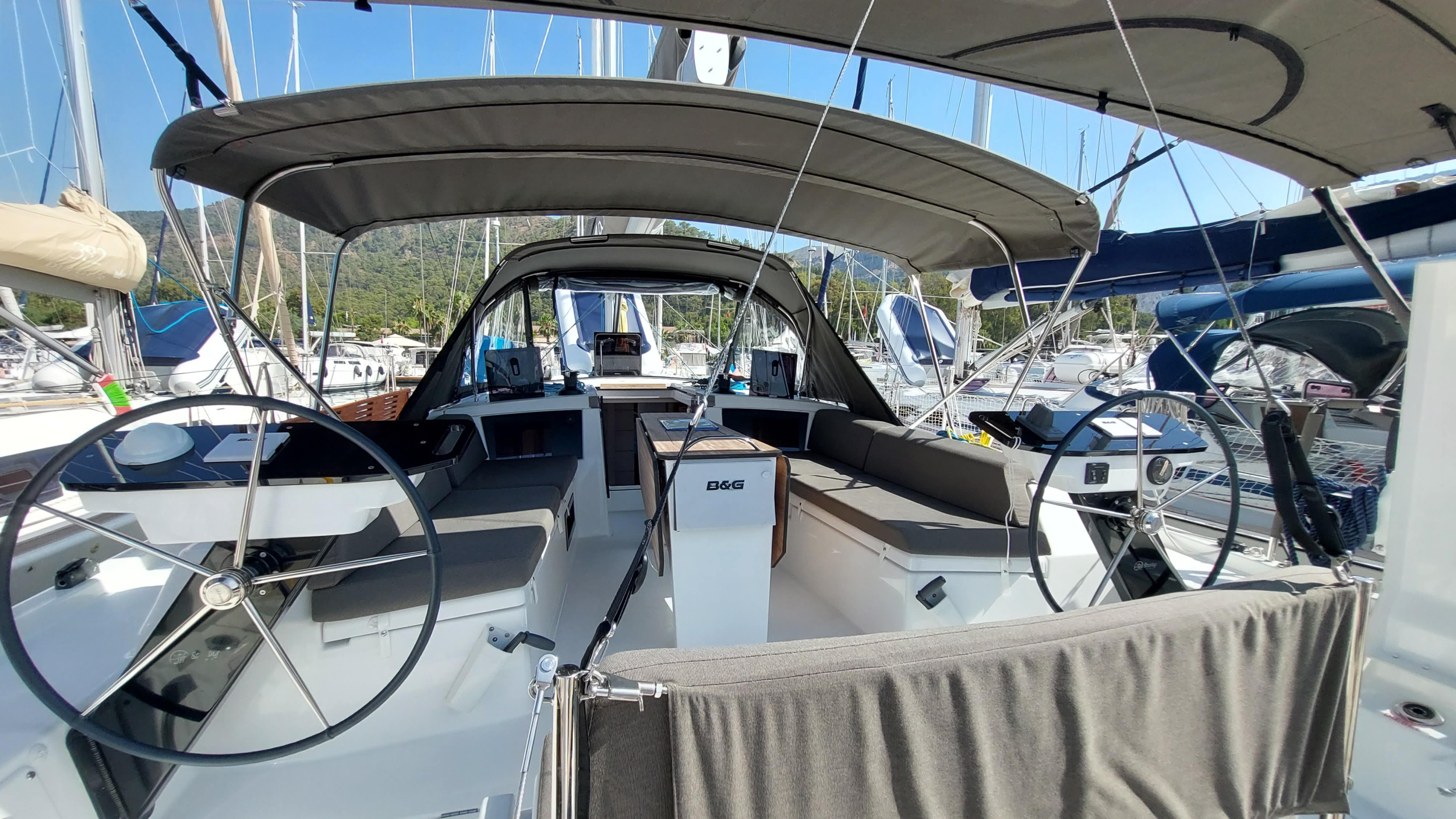 Dufour 41 — photo 18