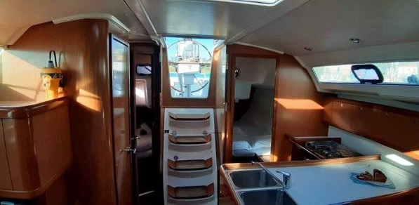 Oceanis 37 — photo 3