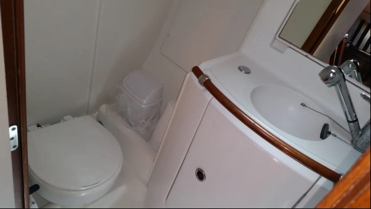 Oceanis 411 — photo 10