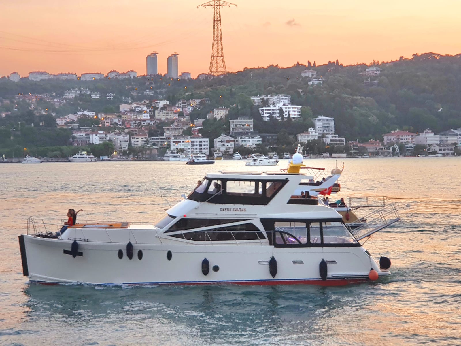 Motoryacht — photo 13