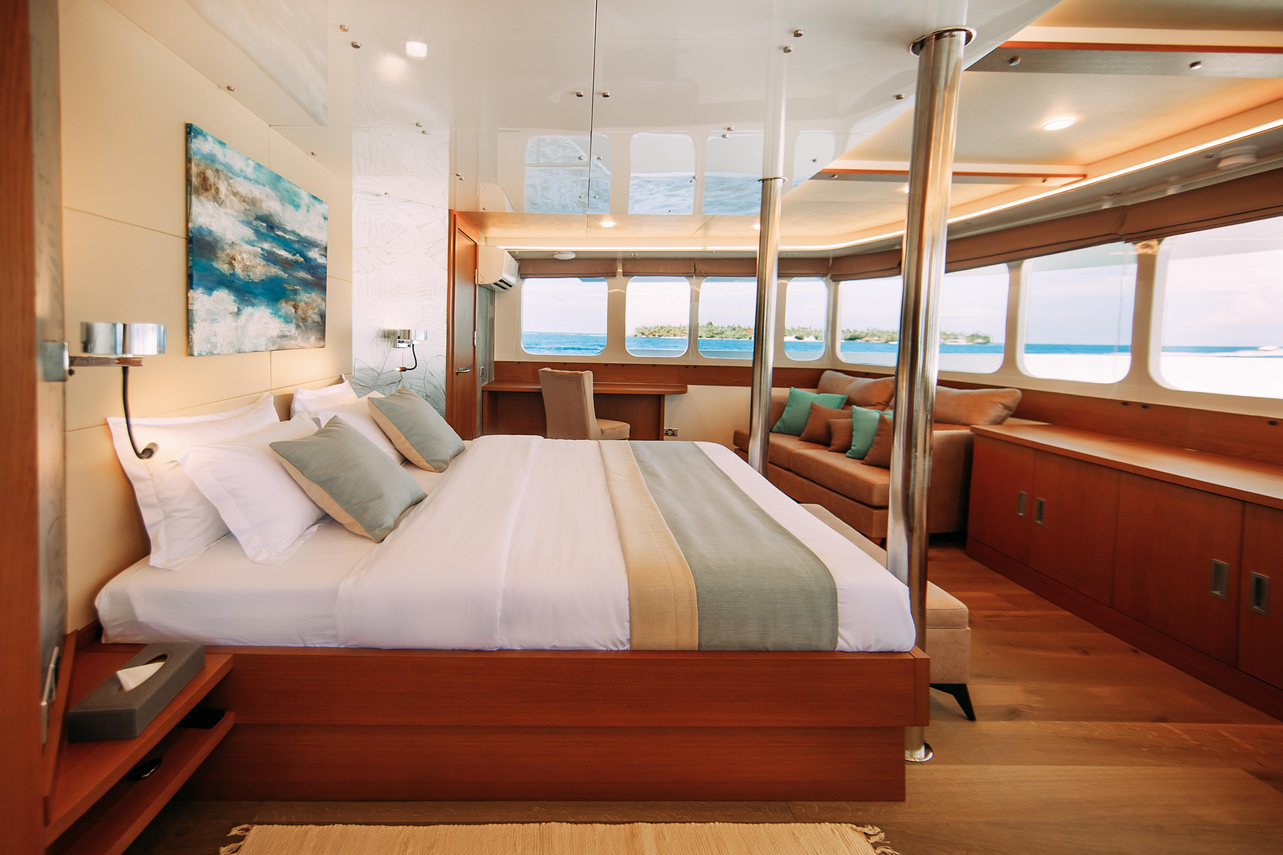 Jeanneau Luxury Sailing Yacht — photo 6