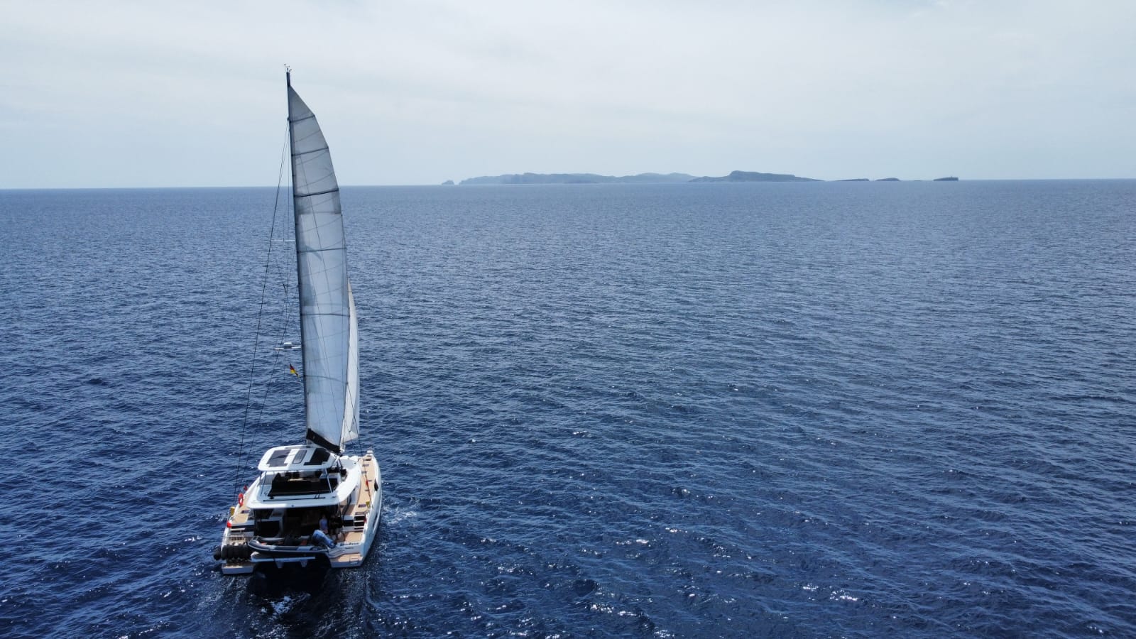 Lagoon 55 — photo 4