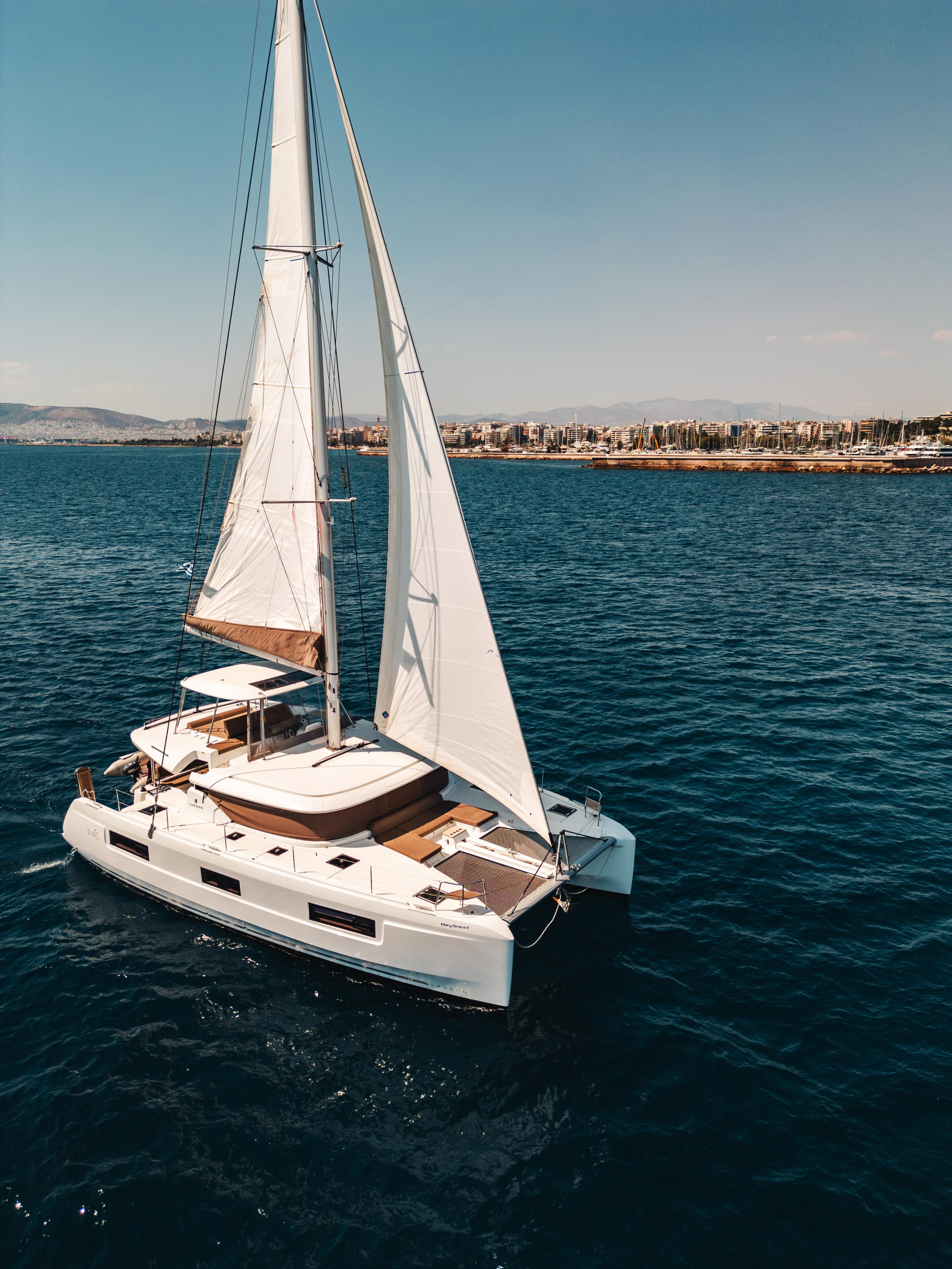 Photo #2 - Lagoon 46 (MARY GRACE II) in Athen - 64143