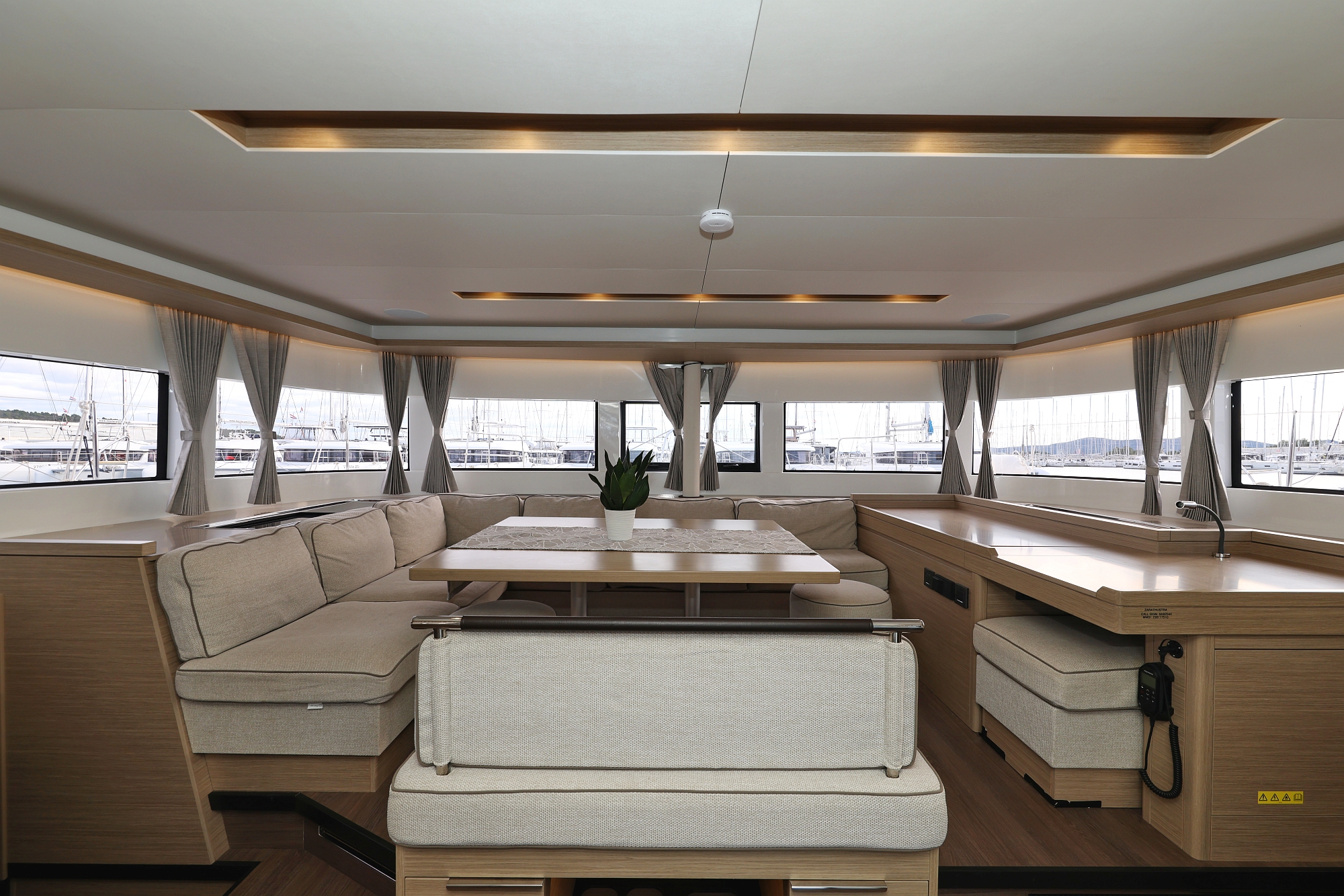 Lagoon 51 - 6 cabins/4heads — photo 36