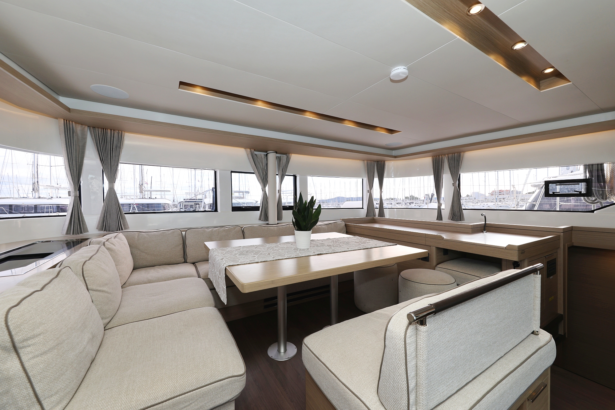 Lagoon 51 - 6 cabins/4heads — photo 29