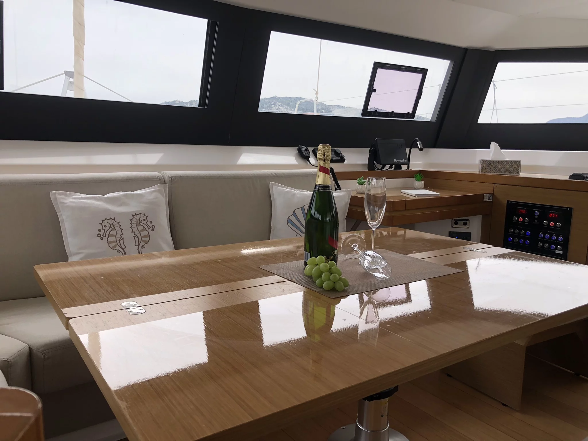 Dufour Catamaran 48 (Argo)  - 26