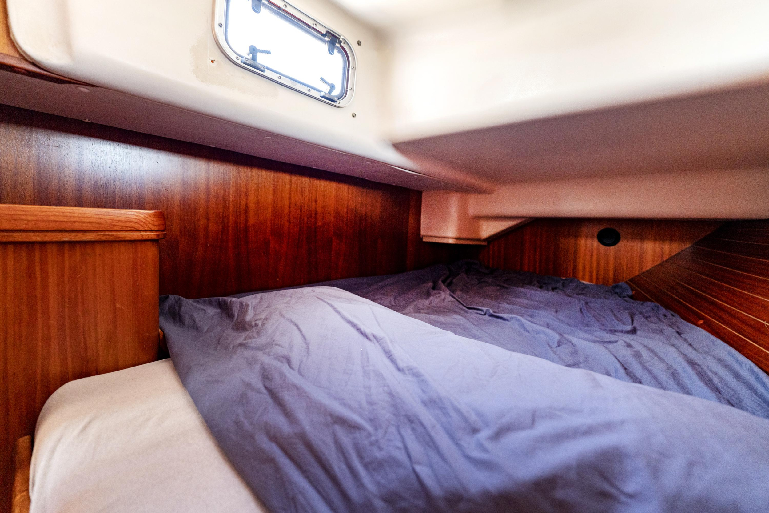 Elan 40 — photo 24