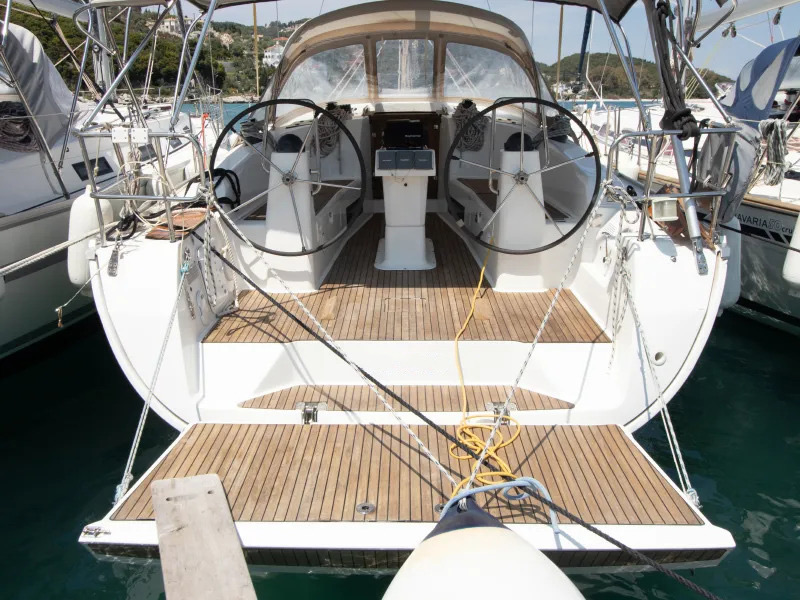 Bavaria 40 — photo 1