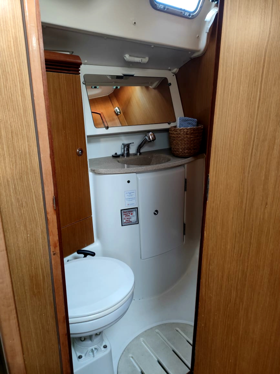 Sun Odyssey 45 — photo 8