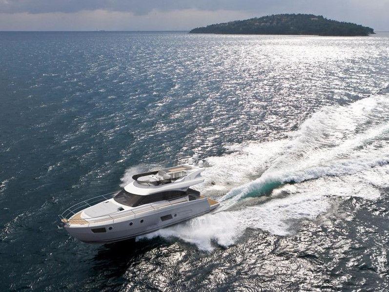 Bavaria Virtess 420 Fly — photo 1