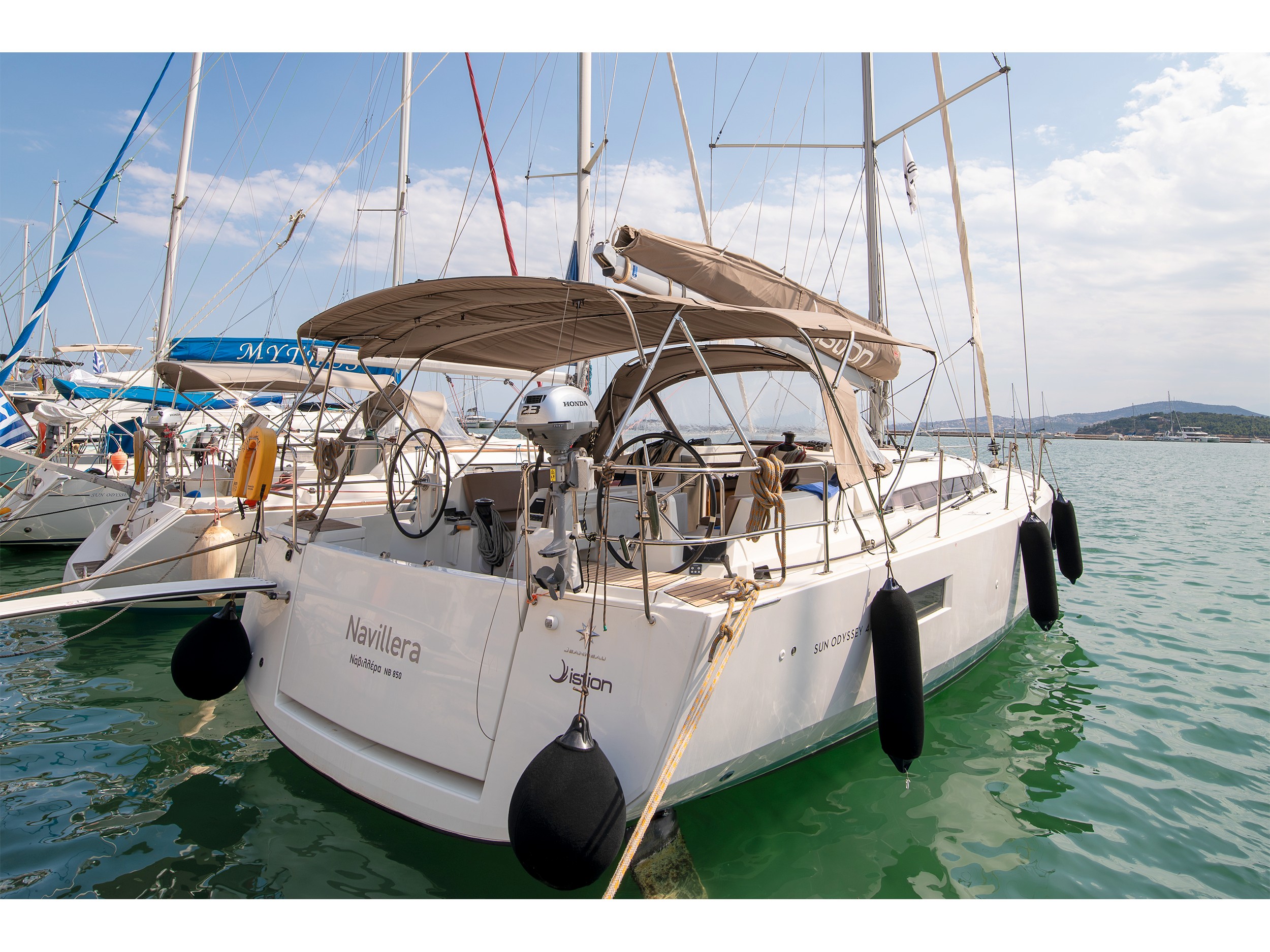Sun Odyssey 440 — photo 1