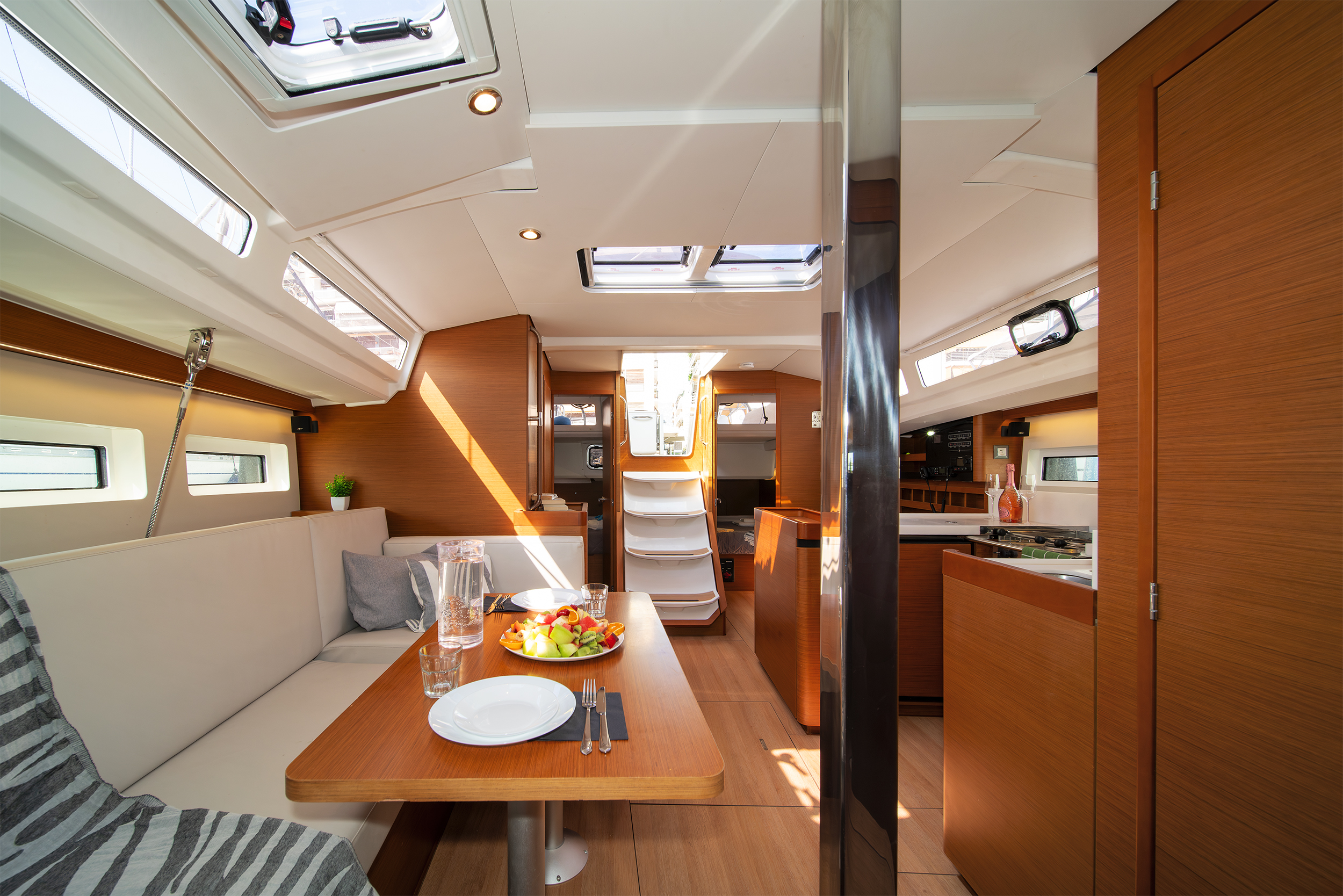 Sun Odyssey 440 — photo 14