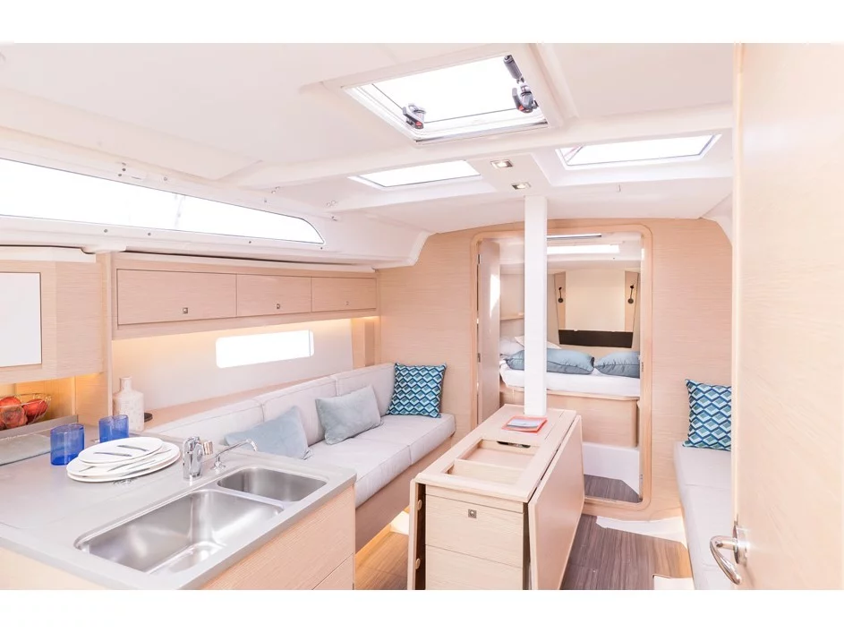 Dufour 37 (Polygala) Interior image - 4