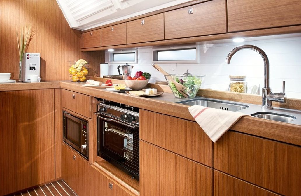 Bavaria Cruiser 46 — photo 3