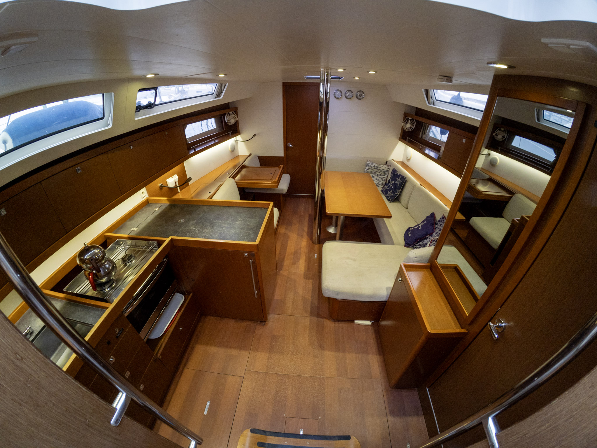 Oceanis 41 — photo 2