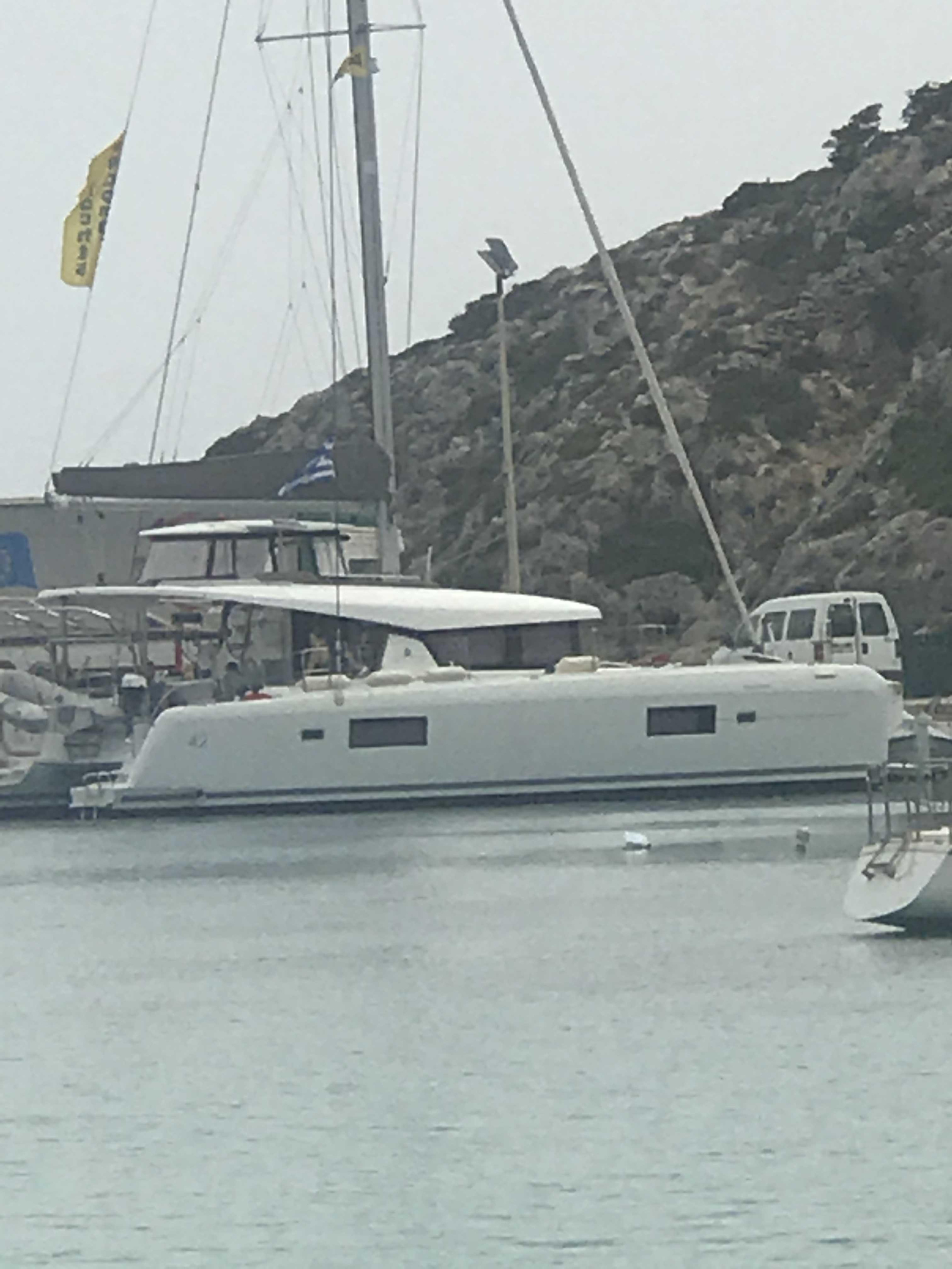 Lagoon 42 — photo 16