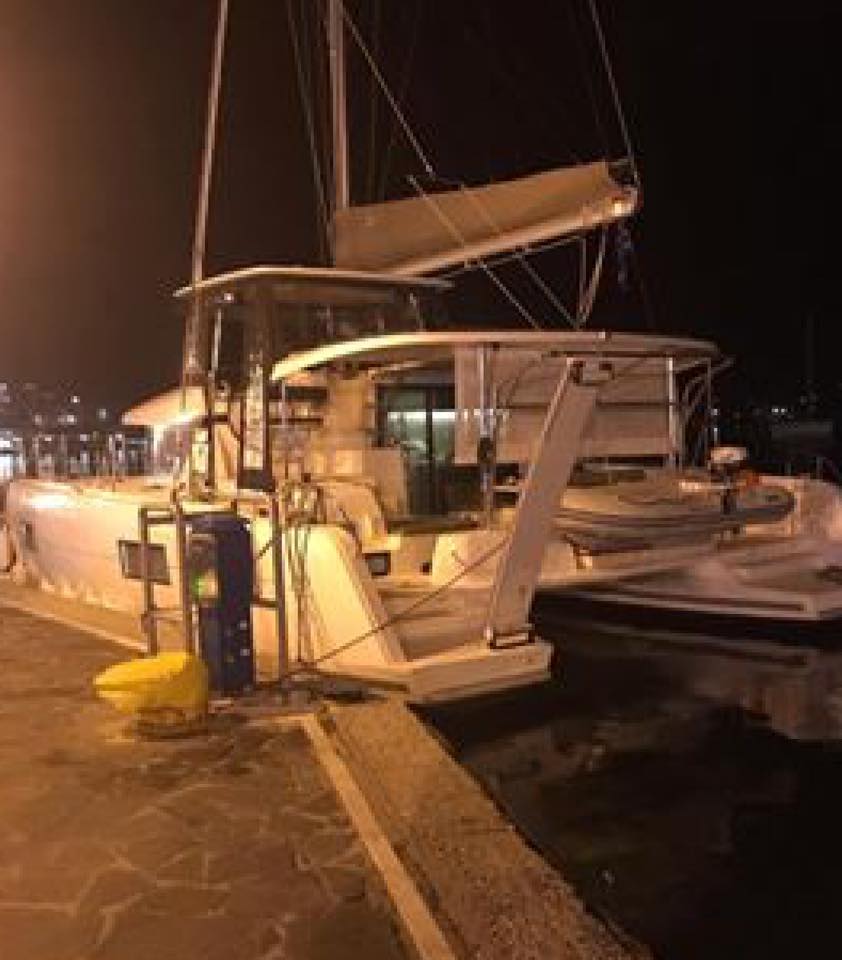 Lagoon 42 — photo 12