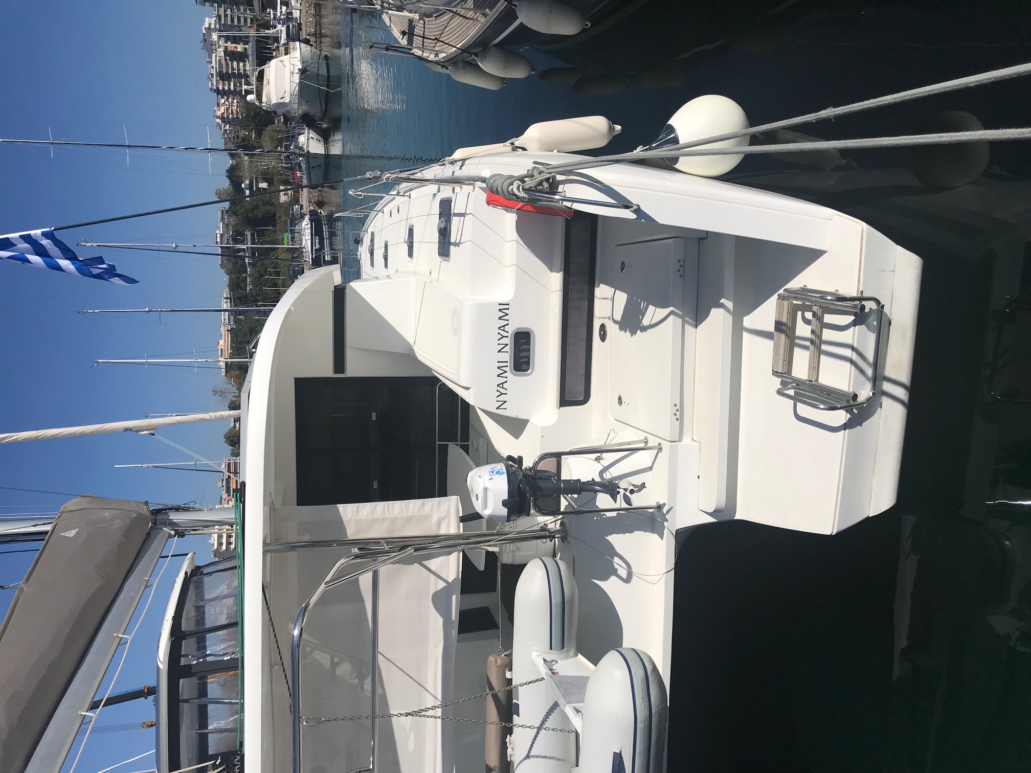 Lagoon 42 — photo 17
