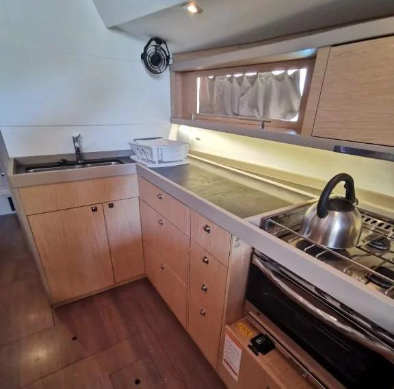 Beneteau Oceanis 48 (Owner's version) (Spirit of Adventure)  - 29
