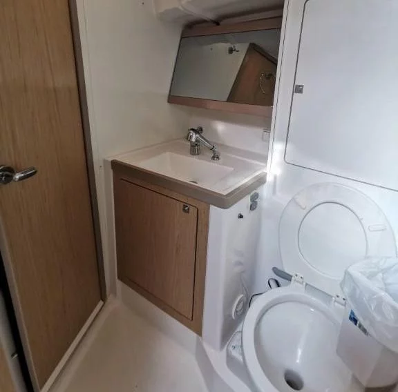 Beneteau Oceanis 48 (Owner's version) (Spirit of Adventure)  - 5
