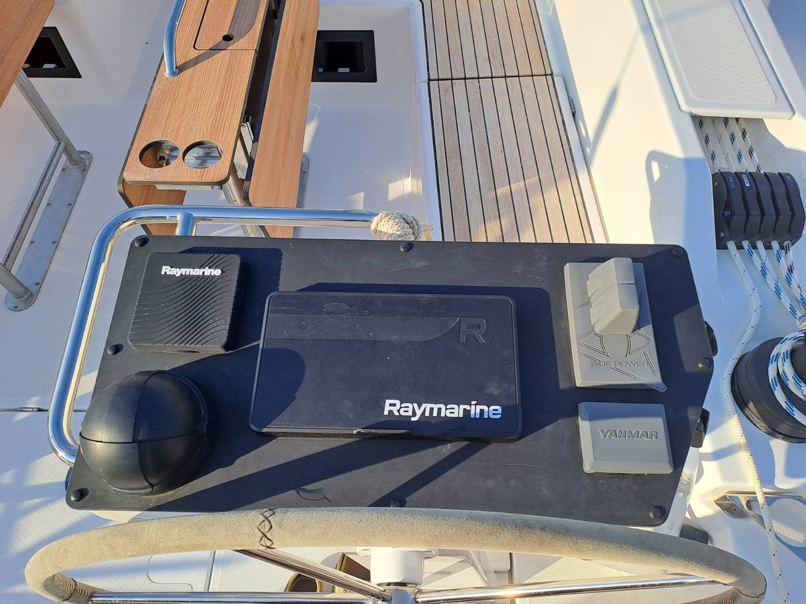 Bavaria C46 — photo 2