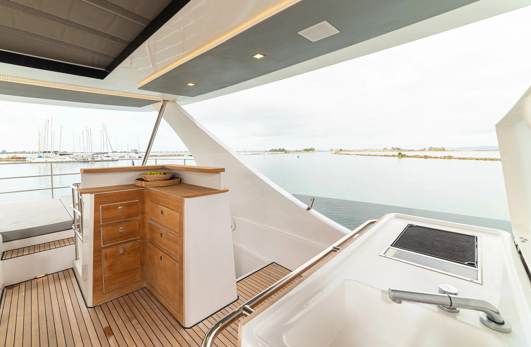 Aventura 50 MY, ONLY SKIPPERED — photo 20