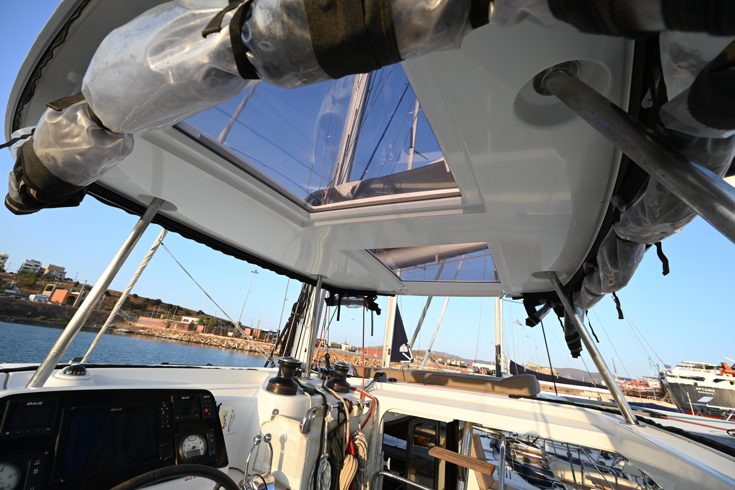 Lagoon 42 — photo 36