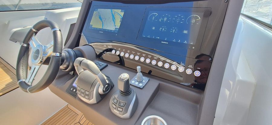 Azimut Atlantis 45 — photo 2