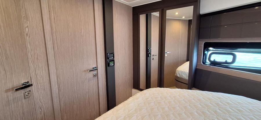 Azimut Atlantis 45 — photo 9