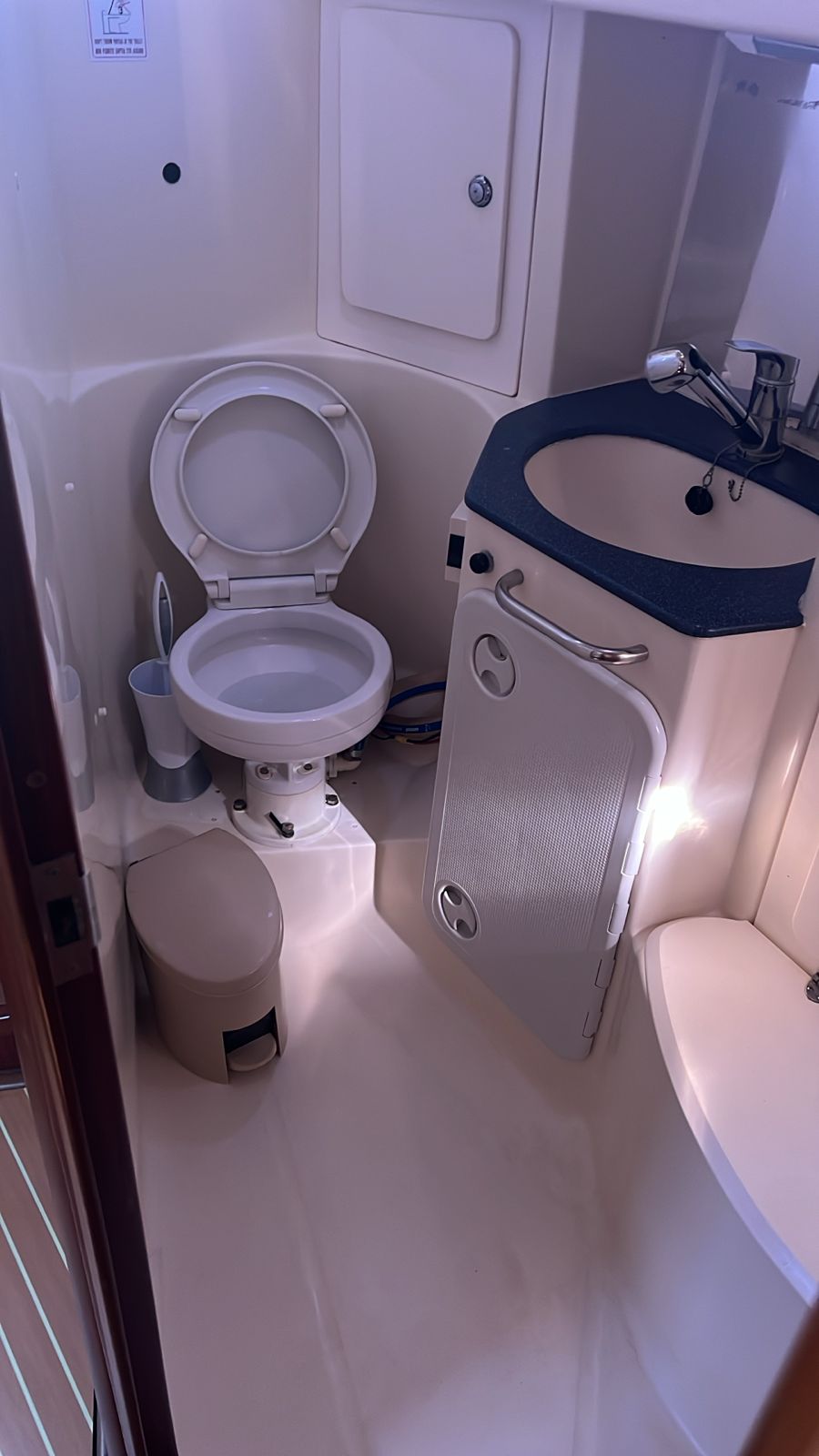 Bavaria 38[G] — photo 7