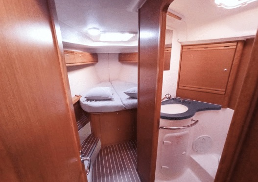 Bavaria Cruiser 40 — photo 5