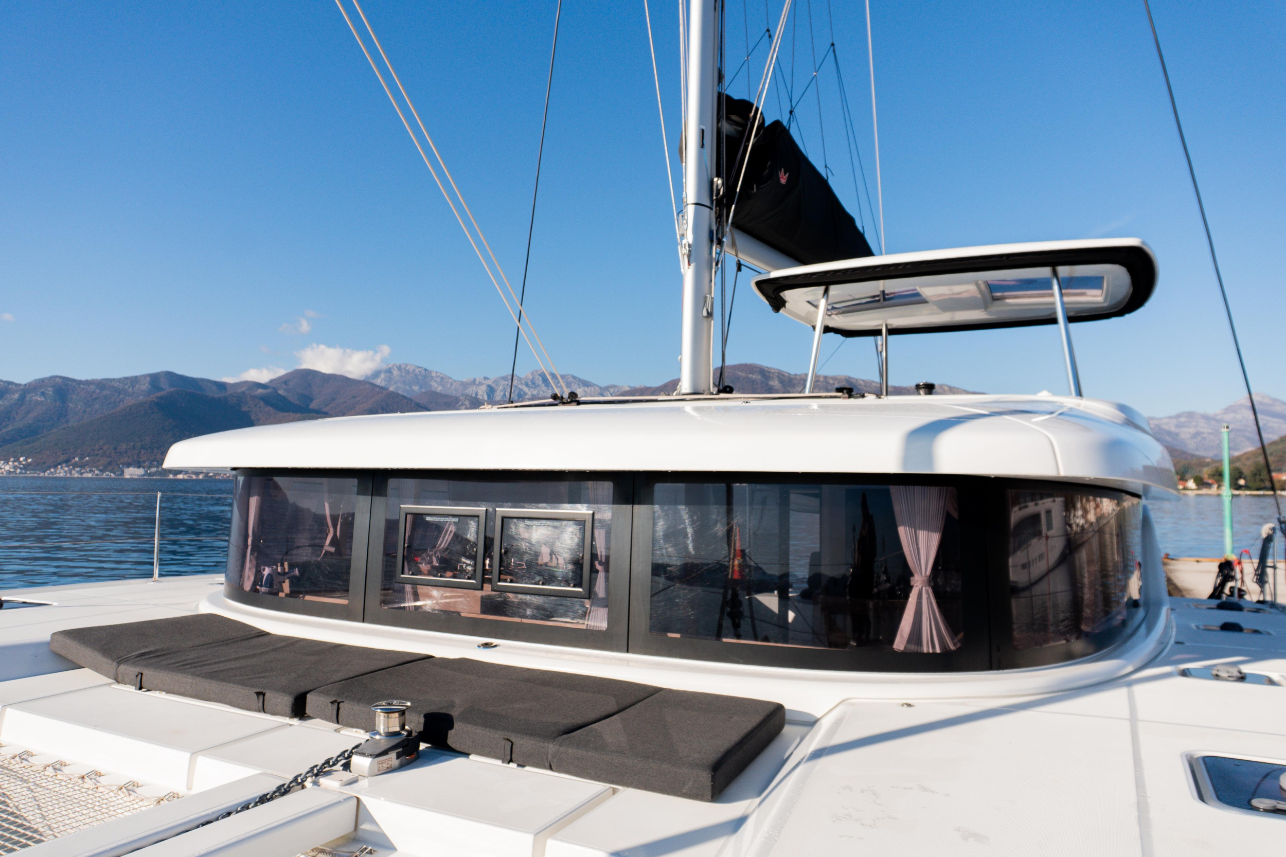 Lagoon 42 — photo 12