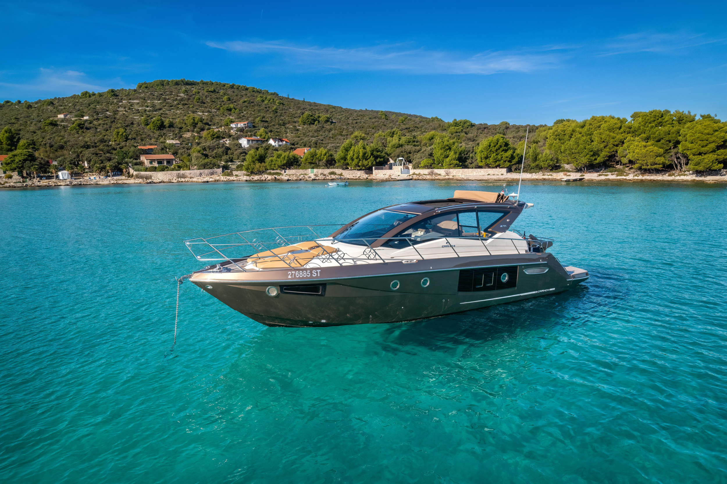 Cranchi M44 HT — photo 27