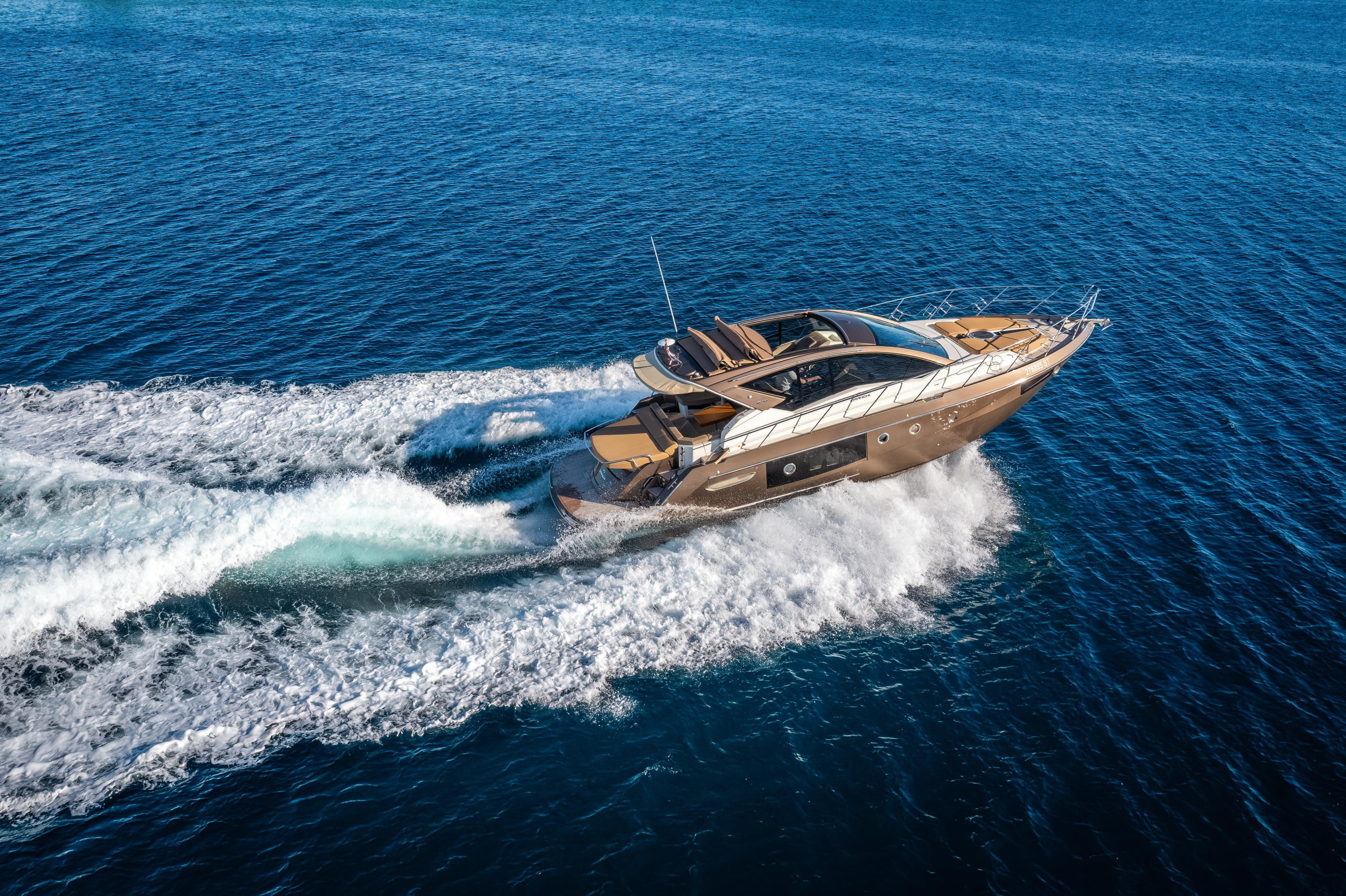 Cranchi M44 HT — photo 32