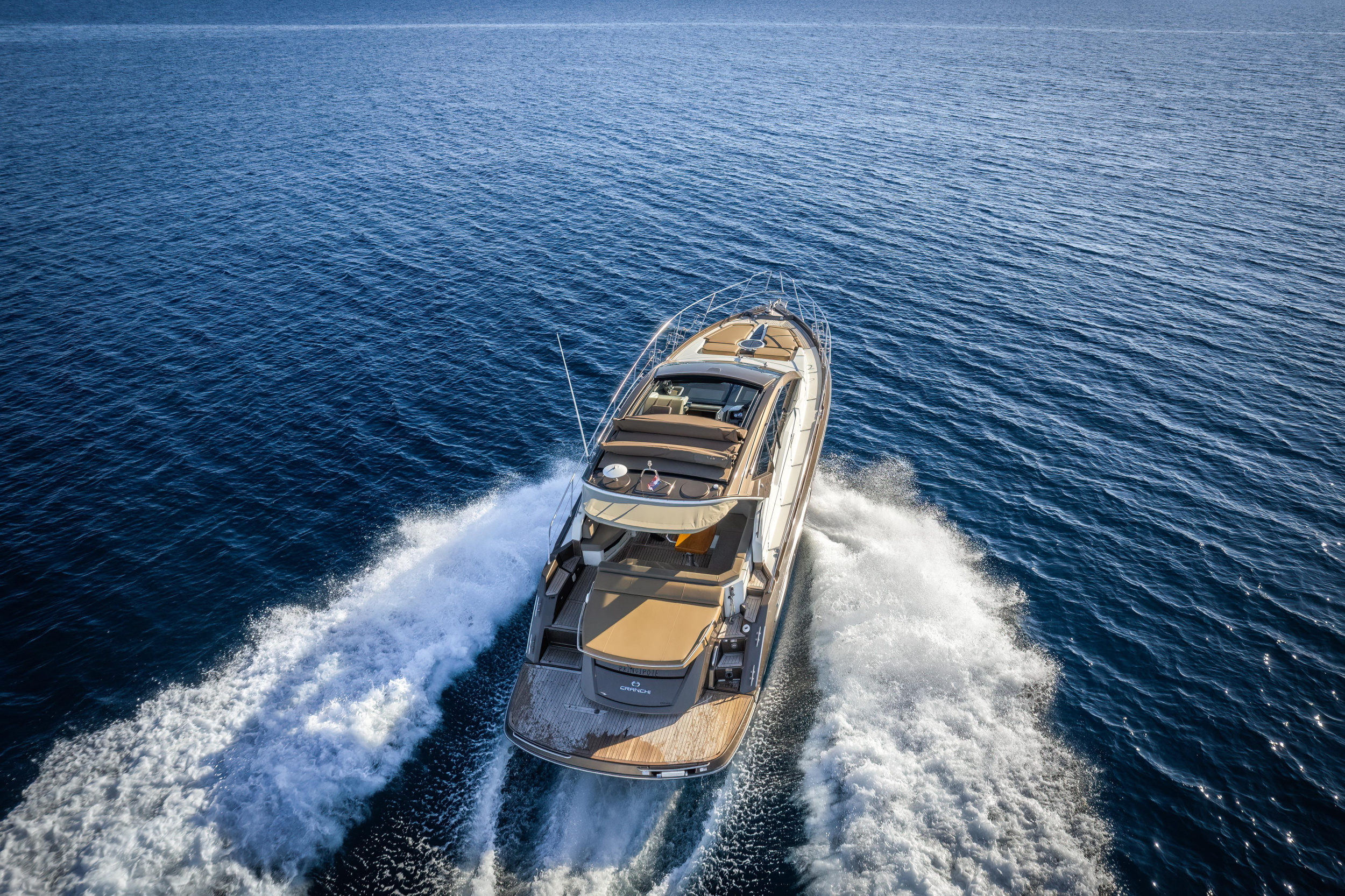Cranchi M44 HT — photo 37
