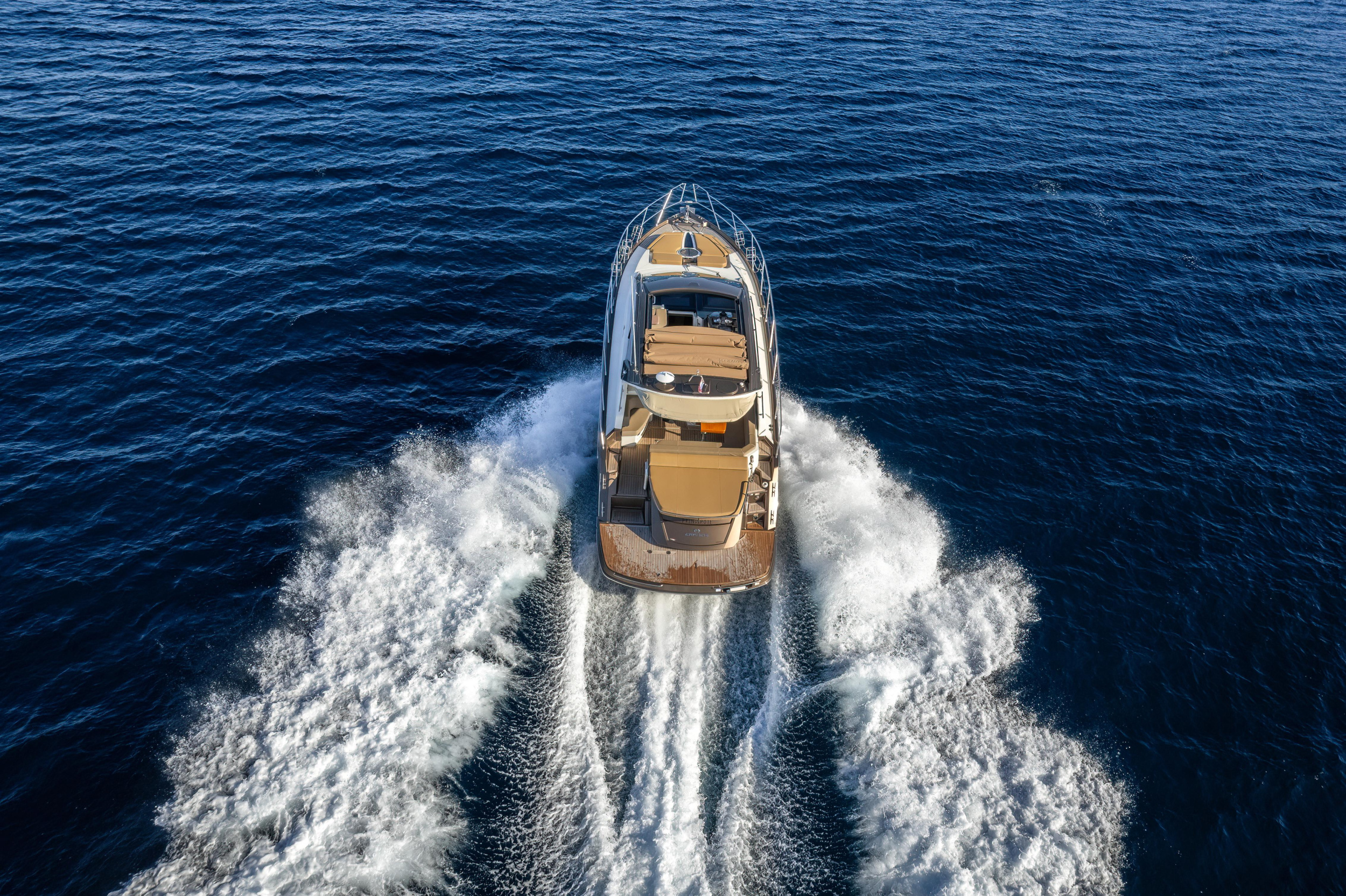 Cranchi M44 HT — photo 39