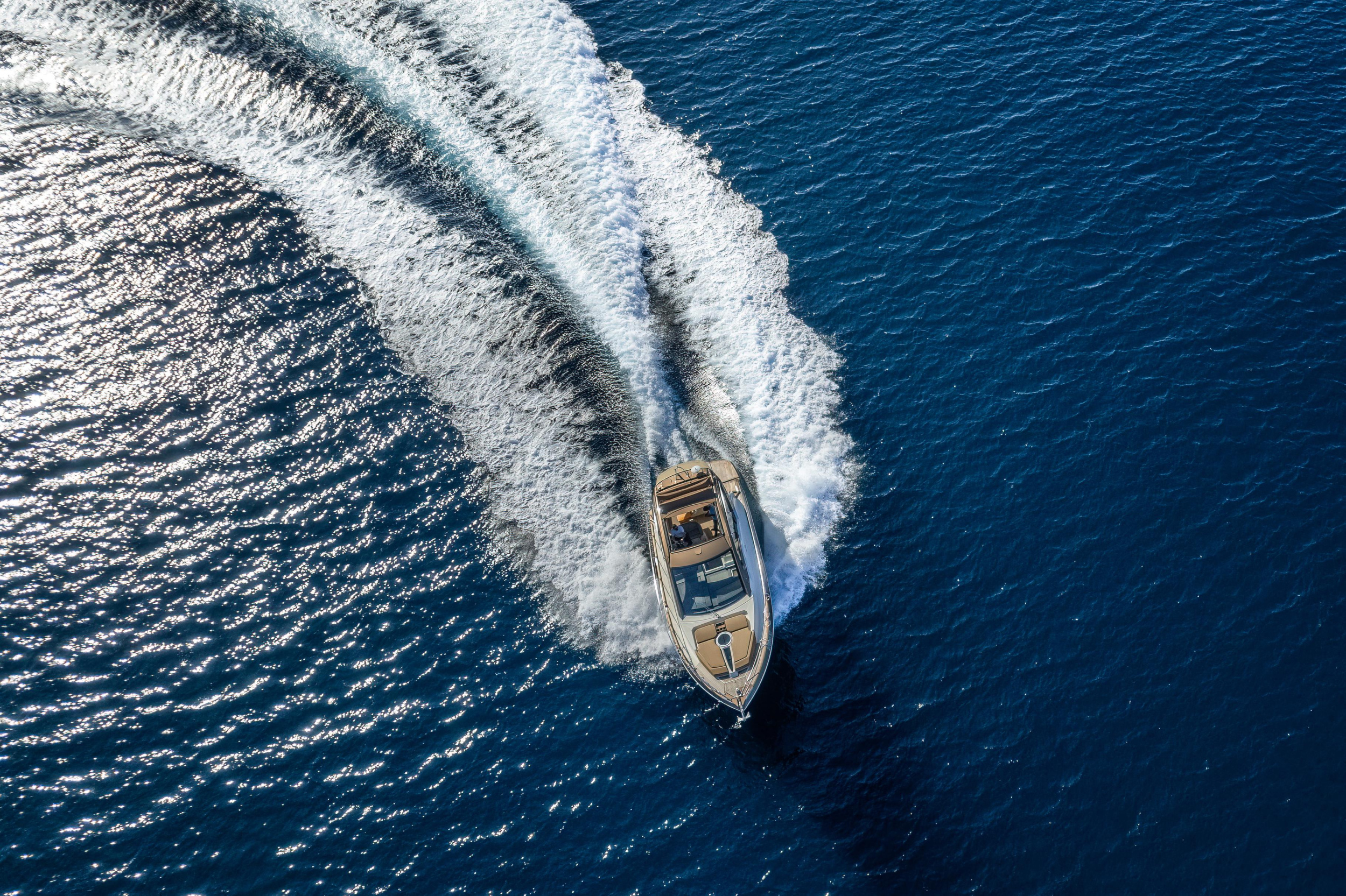 Cranchi M44 HT — photo 12