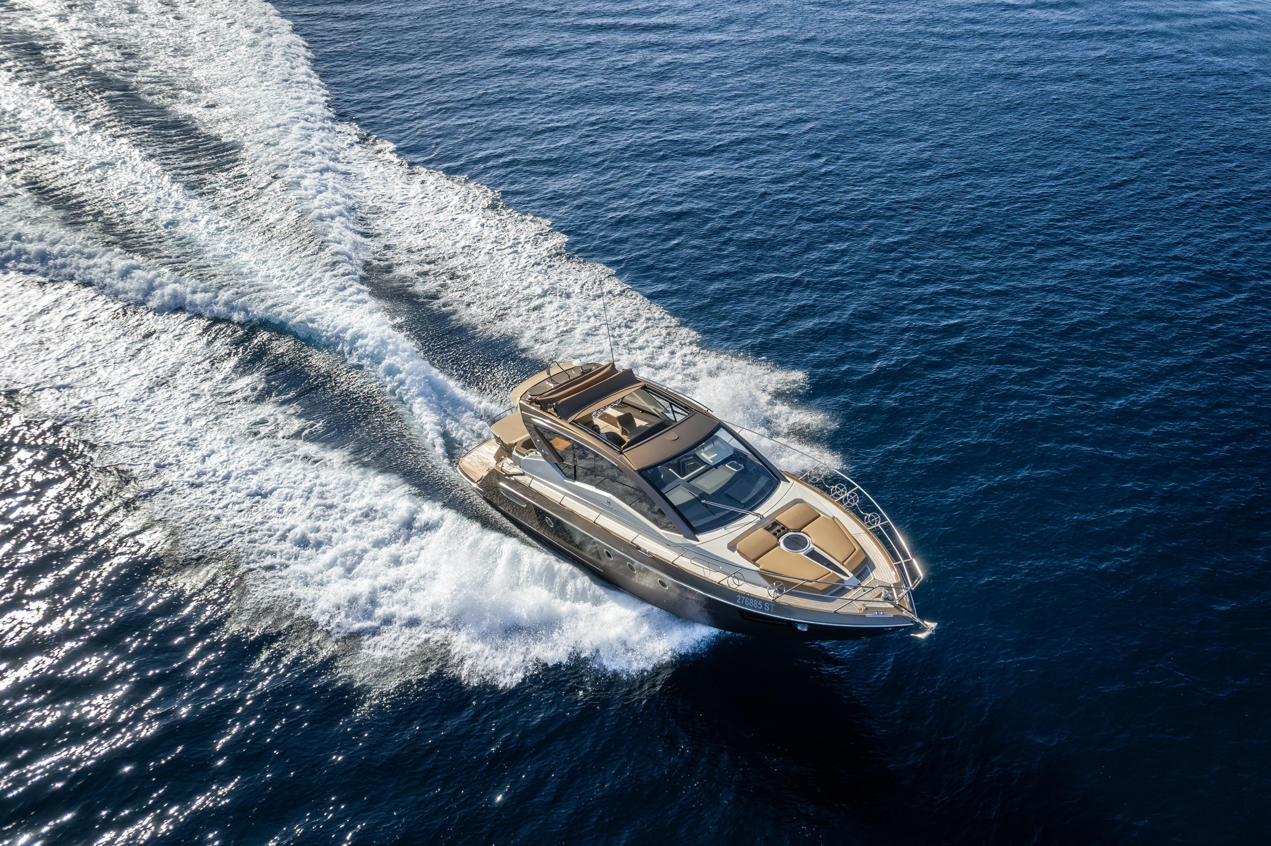 Cranchi M44 HT — photo 17